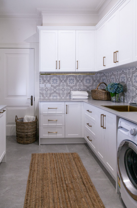 Modern Hamptons Laundry Reveal